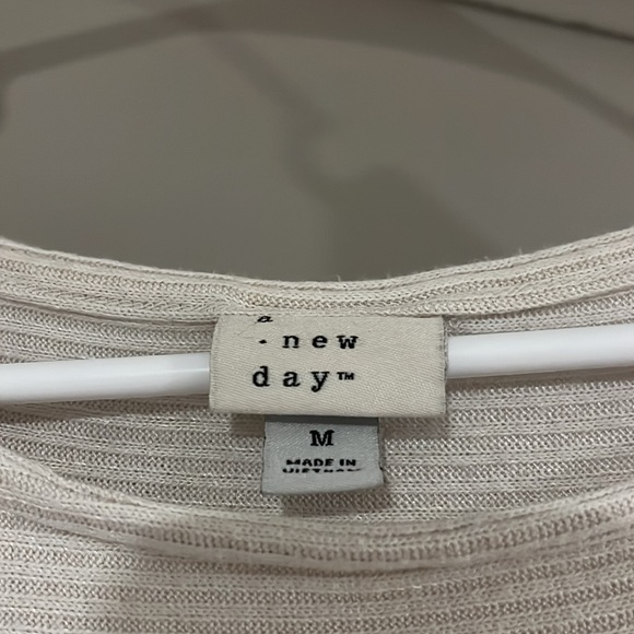 A New Day 3/4 Sleeve Lightweight Shirt - Picture 3 of 3